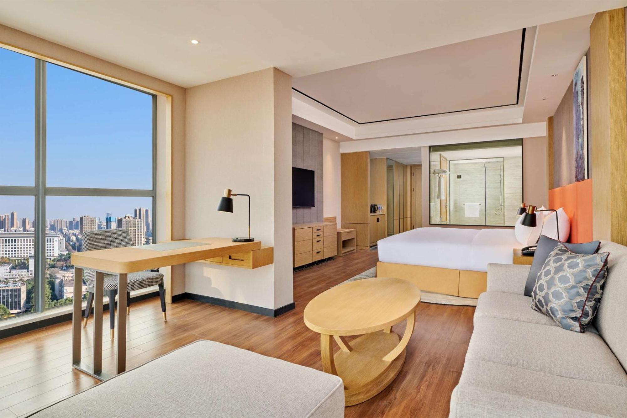 Hilton Garden Inn Wuhan Hankou מראה חיצוני תמונה