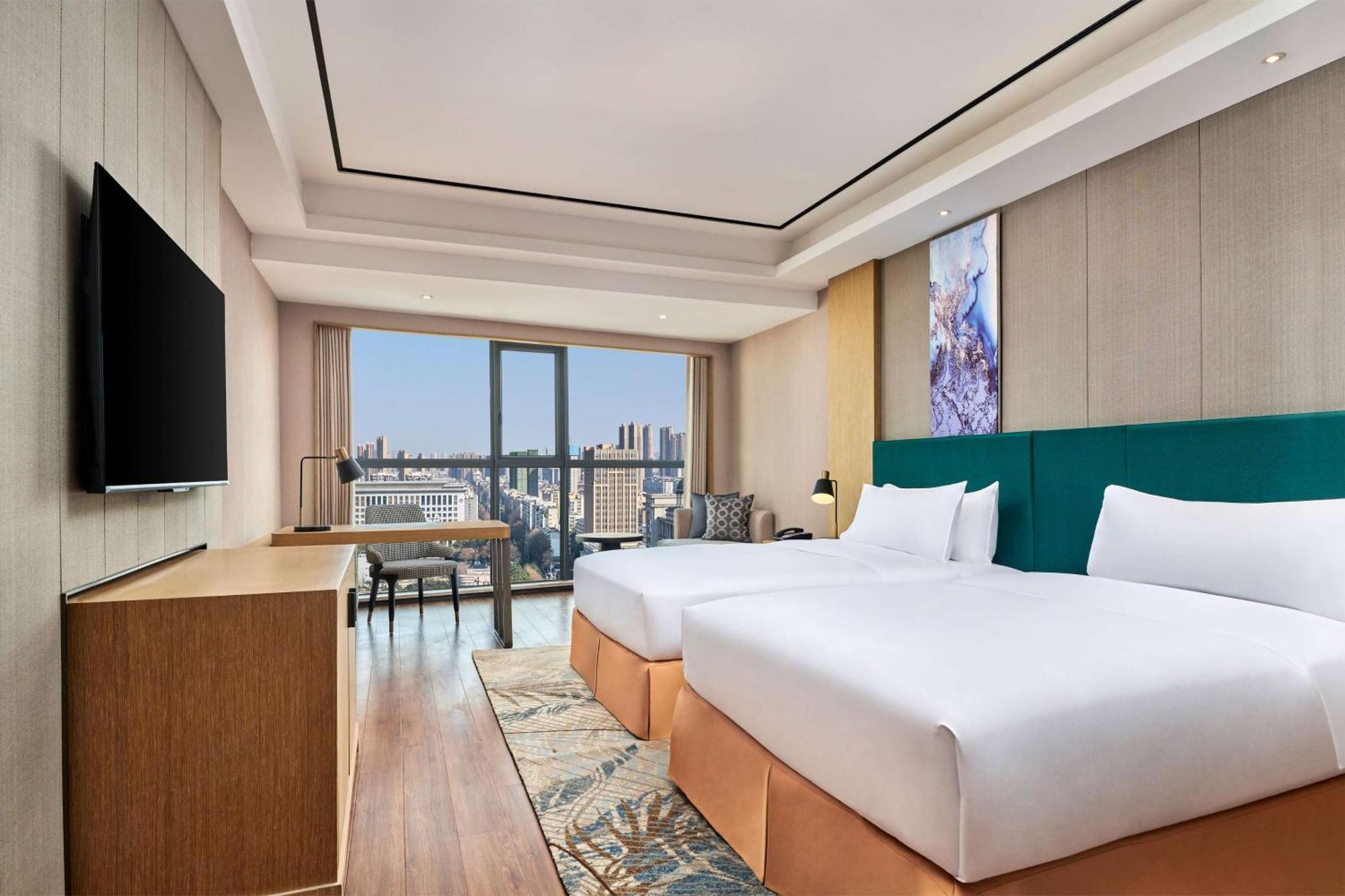 Hilton Garden Inn Wuhan Hankou מראה חיצוני תמונה