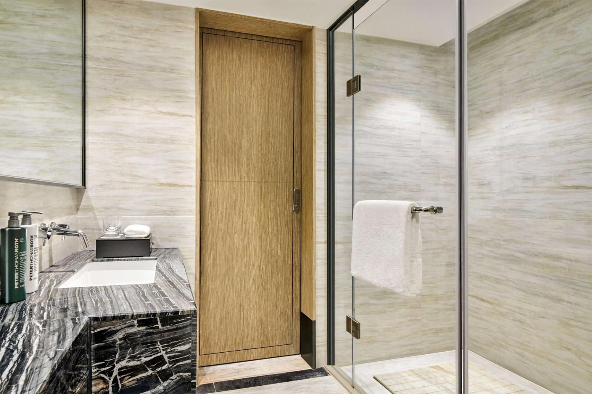 Hilton Garden Inn Wuhan Hankou מראה חיצוני תמונה