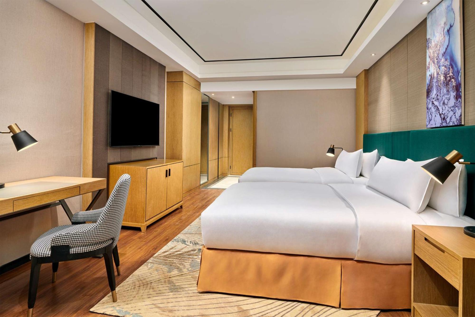 Hilton Garden Inn Wuhan Hankou מראה חיצוני תמונה