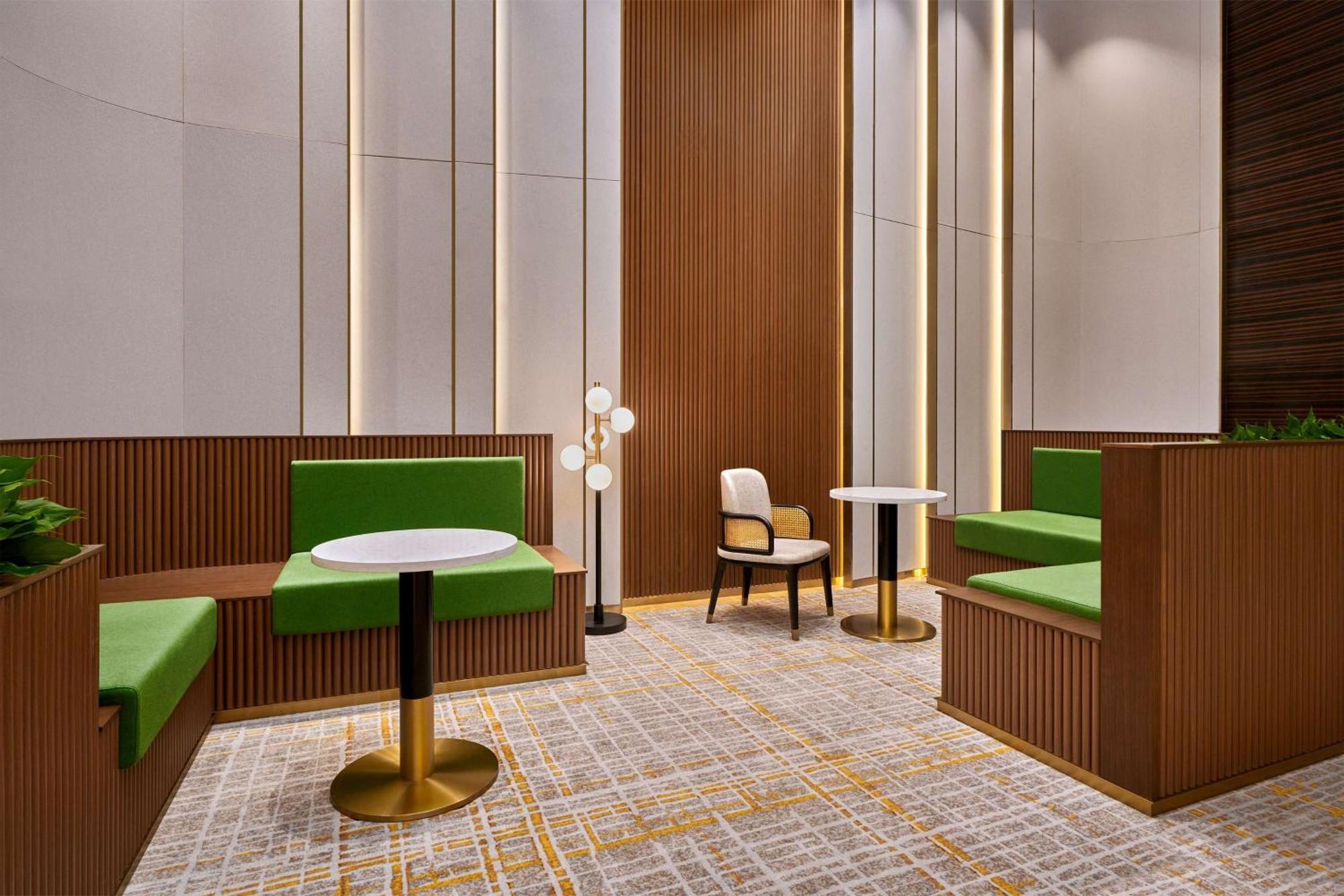 Hilton Garden Inn Wuhan Hankou מראה חיצוני תמונה