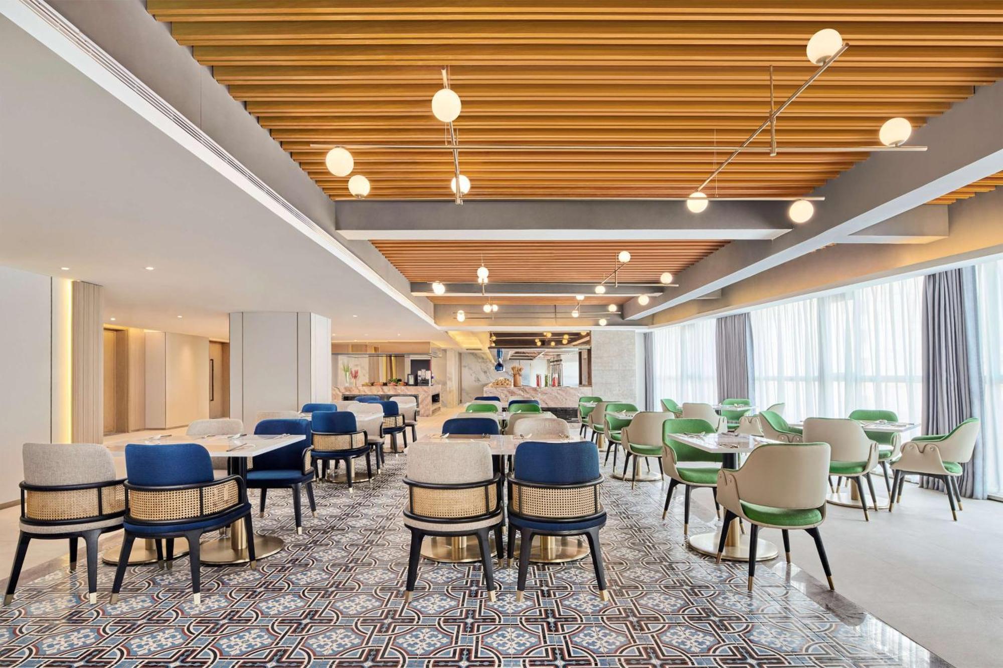 Hilton Garden Inn Wuhan Hankou מראה חיצוני תמונה