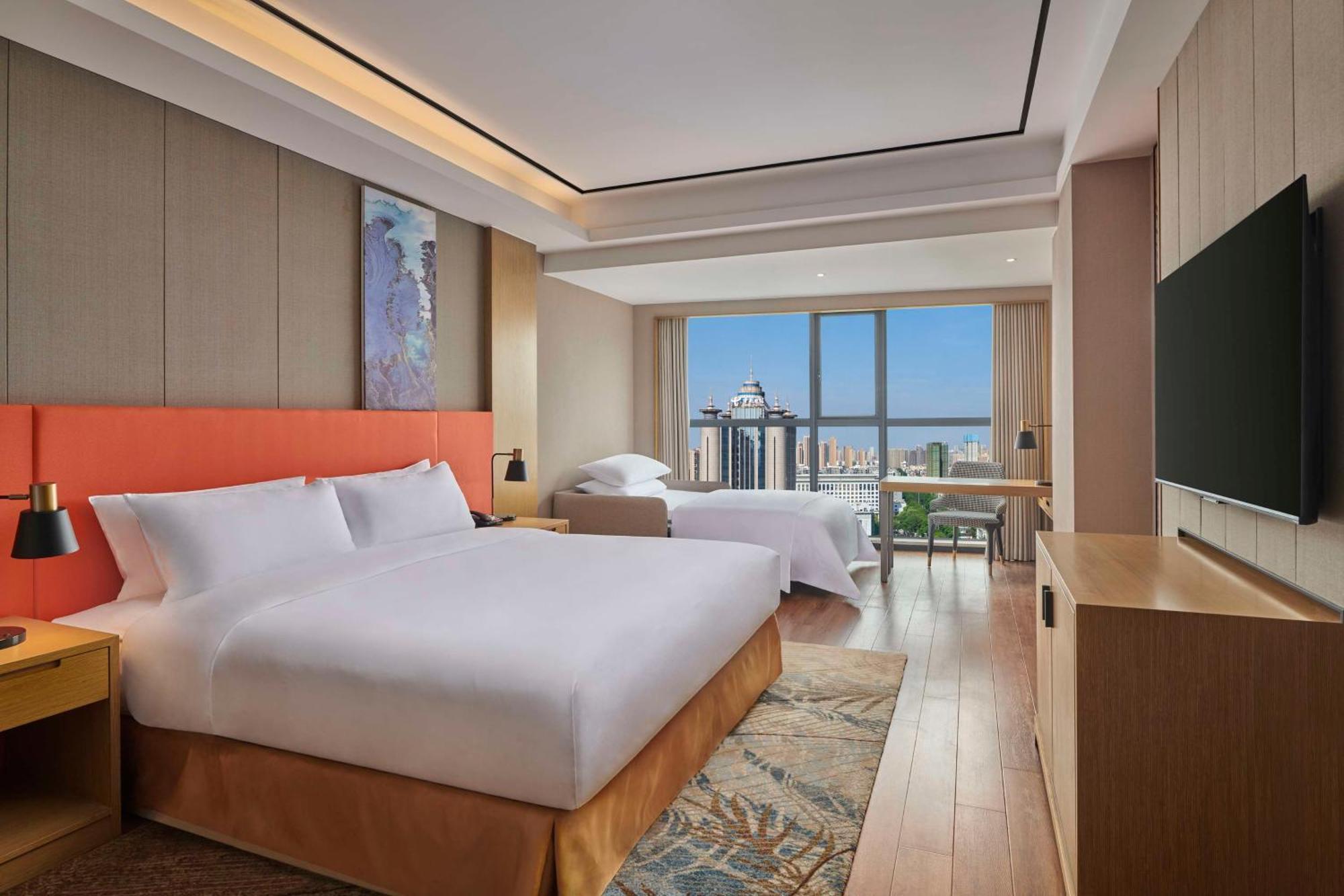 Hilton Garden Inn Wuhan Hankou מראה חיצוני תמונה