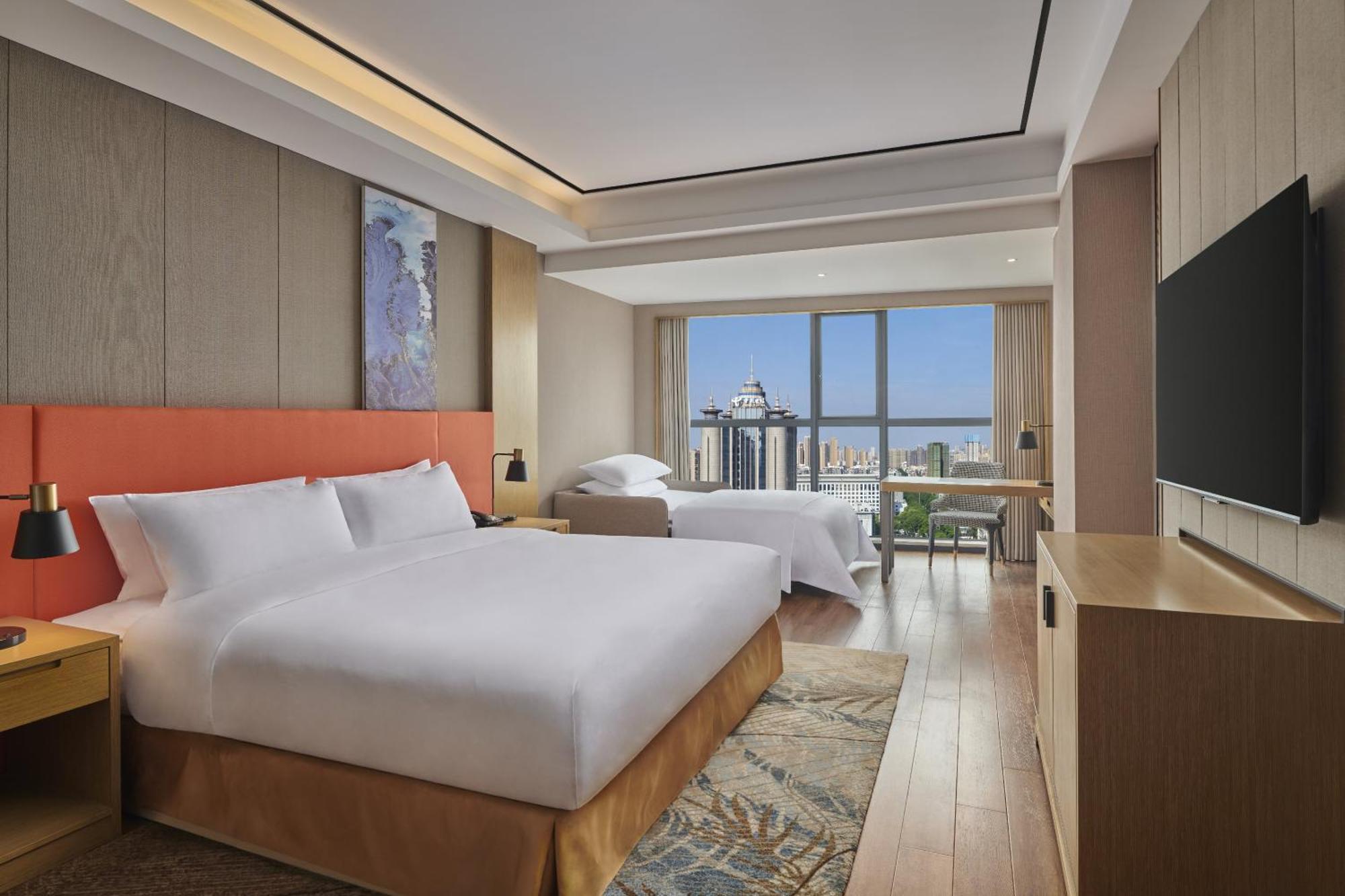 Hilton Garden Inn Wuhan Hankou מראה חיצוני תמונה